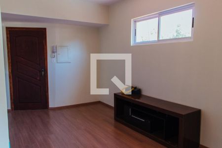 Sala  de apartamento para alugar com 2 quartos, 66m² em Vila Albertina, São Paulo