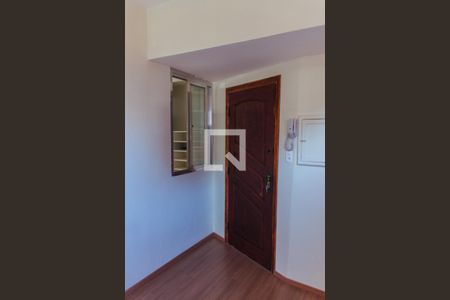 Sala  de apartamento para alugar com 2 quartos, 66m² em Vila Albertina, São Paulo