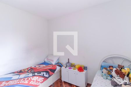 Quarto 2 de casa à venda com 3 quartos, 150m² em Vila Califórnia, São Paulo