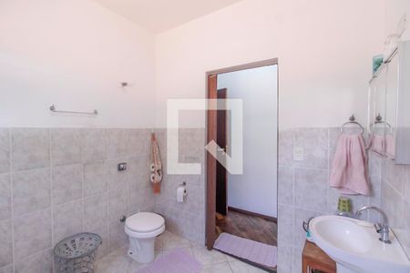 Casa à venda com 150m², 3 quartos e 2 vagas Casa à venda com 150m², 3 quartos e 2 vagasBanheiro da Suíte