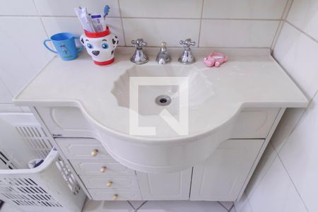 Casa à venda com 150m², 3 quartos e 2 vagas Casa à venda com 150m², 3 quartos e 2 vagasBanheiro 3