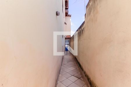 Casa à venda com 150m², 3 quartos e 2 vagas Casa à venda com 150m², 3 quartos e 2 vagasCorredor Externo