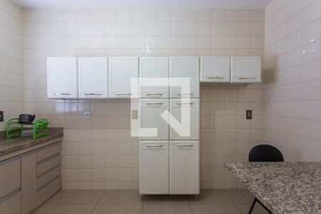 Apartamento para alugar com 65m², 2 quartos e 1 vagaCozinha