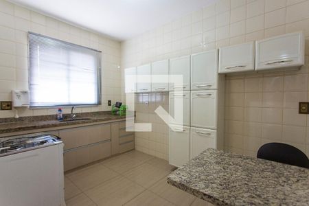 Apartamento para alugar com 65m², 2 quartos e 1 vagaCozinha
