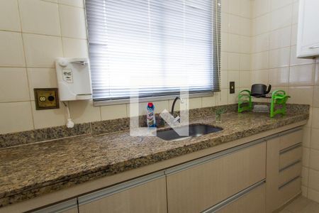Apartamento para alugar com 65m², 2 quartos e 1 vagaCozinha