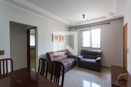 Sala de apartamento para alugar com 2 quartos, 65m² em Santa Mônica, Uberlândia