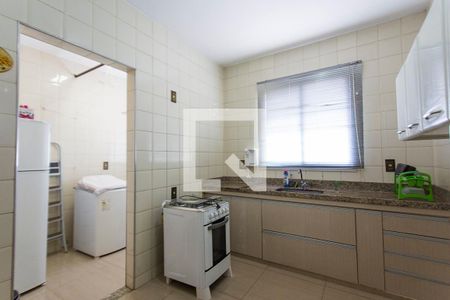 Apartamento para alugar com 65m², 2 quartos e 1 vagaCozinha