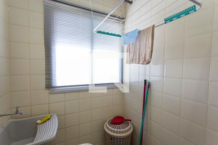 Apartamento para alugar com 65m², 2 quartos e 1 vagaÁrea de Serviço