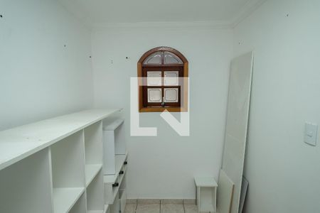 Casa à venda com 200m², 4 quartos e 3 vagasQuarto de Serviço