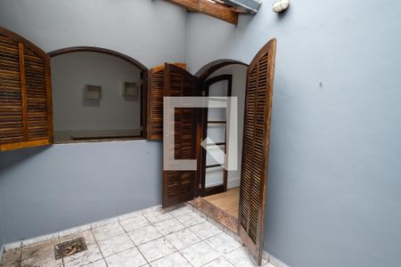 Casa à venda com 200m², 4 quartos e 3 vagasQuintal 1