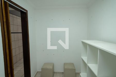 Casa à venda com 200m², 4 quartos e 3 vagasQuarto de Serviço