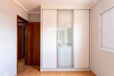 Apartamento à venda com 94m², 3 quartos e 2 vagasQuarto 2