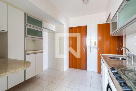 Apartamento à venda com 94m², 3 quartos e 2 vagasCozinha