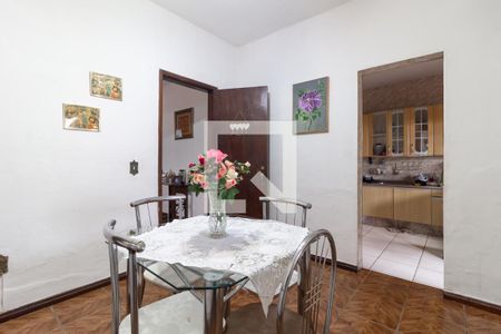 Casa à venda com 360m², 4 quartos e 1 vagaSala 2