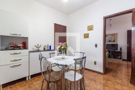 Casa à venda com 360m², 4 quartos e 1 vagaSala 2