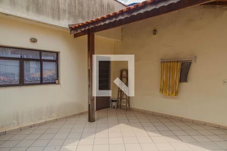 Casa à venda com 400m², 4 quartos e 3 vagas Casa à venda com 400m², 4 quartos e 3 vagasÁrea Externa