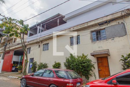 Casa à venda com 400m², 4 quartos e 3 vagas Casa à venda com 400m², 4 quartos e 3 vagasFachada