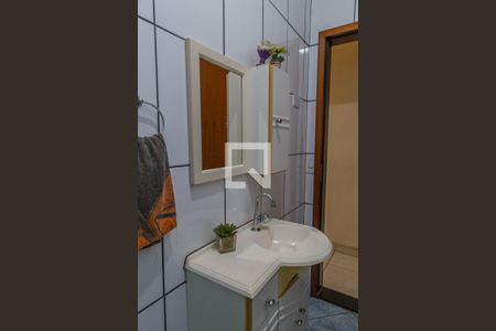 Casa à venda com 400m², 4 quartos e 3 vagas Casa à venda com 400m², 4 quartos e 3 vagasBanheiro 2