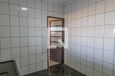 Casa à venda com 400m², 4 quartos e 3 vagas Casa à venda com 400m², 4 quartos e 3 vagasCozinha