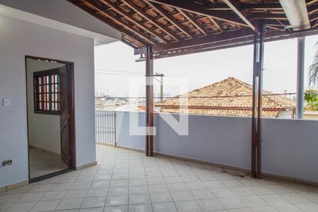 Casa à venda com 400m², 4 quartos e 3 vagas Casa à venda com 400m², 4 quartos e 3 vagasÁrea Externa