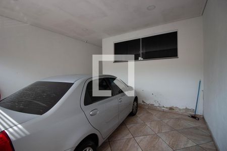 Casa à venda com 150m², 3 quartos e 2 vagas Casa à venda com 150m², 3 quartos e 2 vagasGaragem