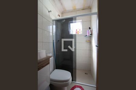 Casa à venda com 150m², 3 quartos e 2 vagas Casa à venda com 150m², 3 quartos e 2 vagasBanheiro 2