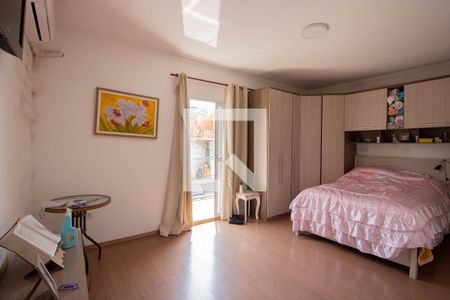 Casa à venda com 150m², 3 quartos e 2 vagas Casa à venda com 150m², 3 quartos e 2 vagasSuite