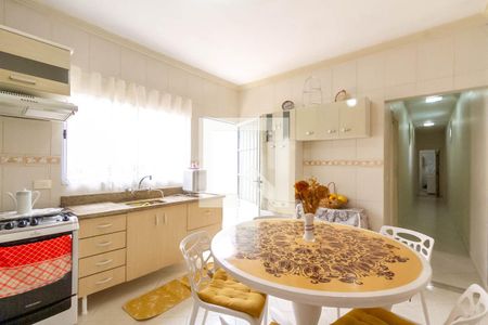 Casa para alugar com 120m², 3 quartos e 3 vagasCozinha