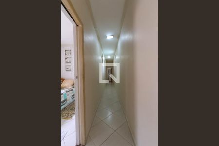 Casa para alugar com 120m², 3 quartos e 3 vagasCorredor