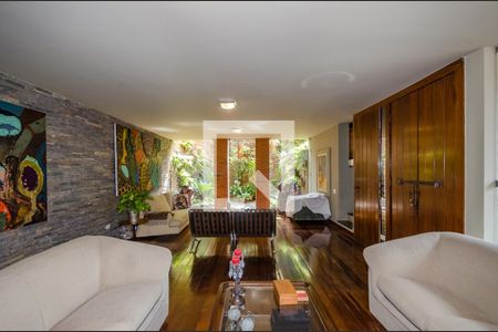 Sala 1 de casa à venda com 4 quartos, 440m² em Luxemburgo, Belo Horizonte