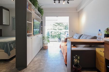 Sala/Cozinha de kitnet/studio à venda com 1 quarto, 37m² em Vila Galvão, Guarulhos