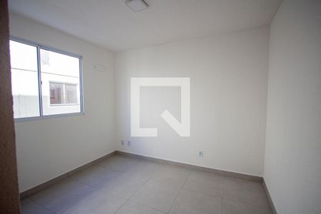 Quarto 2 de apartamento para alugar com 2 quartos, 45m² em Vila Lage, São Gonçalo