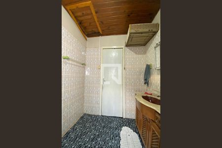 Casa à venda com 70m², 3 quartos e 1 vagaBanheiro
