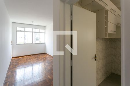 Entrada de apartamento para alugar com 3 quartos, 110m² em Cidade Nova, Belo Horizonte