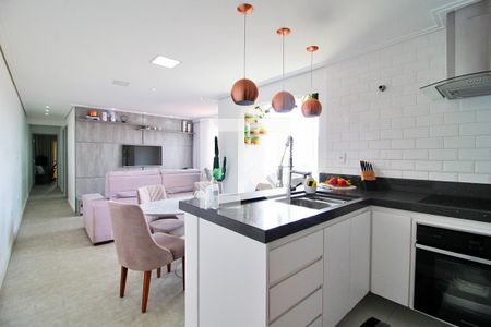 Sala/Cozinha de apartamento à venda com 2 quartos, 85m² em Campestre, Santo André