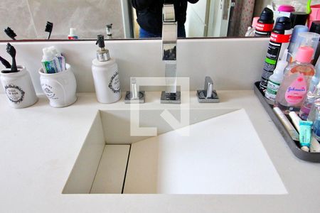 Apartamento à venda com 85m², 2 quartos e 2 vagasBanheiro da Suíte