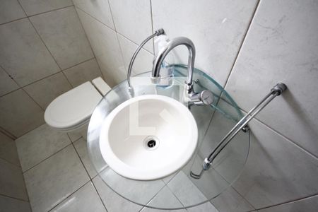 Casa à venda com 220m², 4 quartos e 2 vagasLavabo