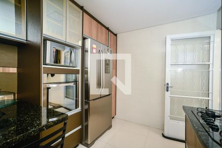Casa à venda com 110m², 3 quartos e 2 vagas Casa à venda com 110m², 3 quartos e 2 vagasCozinha