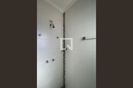 Casa de condomínio para alugar com 250m², 3 quartos e 3 vagasBanheiro da Suíte 2