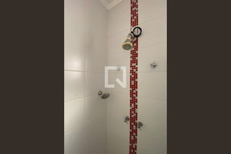 Casa de condomínio para alugar com 250m², 3 quartos e 3 vagasBanheiro da Suíte 1