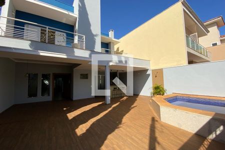 Casa de condomínio para alugar com 250m², 3 quartos e 3 vagasGaragem/Piscina