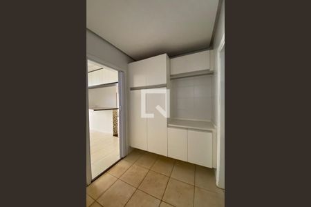 Casa de condomínio para alugar com 250m², 3 quartos e 3 vagasÁrea de Serviço