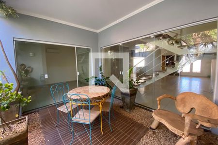 Jardim de Inverno de casa de condomínio para alugar com 3 quartos, 250m² em Nova Aliança, Ribeirão Preto