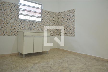Casa para alugar com 100m², 2 quartos e 1 vagaCozinha