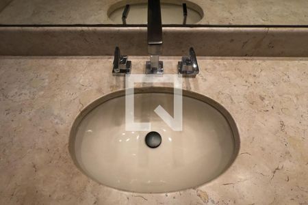 Apartamento para alugar com 300m², 3 quartos e 5 vagasBanheiro da Suíte