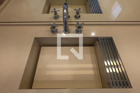 Apartamento para alugar com 300m², 3 quartos e 5 vagasBanheiro da Suíte 2