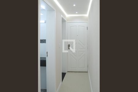 Apartamento à venda com 62m², 2 quartos e sem vaga Apartamento à venda com 62m², 2 quartos e sem vagaCorredor