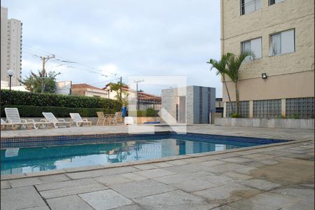 Apartamento à venda com 62m², 2 quartos e sem vaga Apartamento à venda com 62m², 2 quartos e sem vagaPiscina