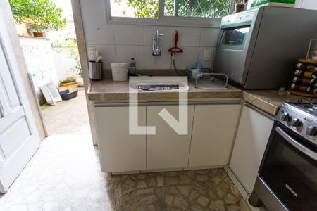 Apartamento à venda com 240m², 4 quartos e 2 vagasArmário da Cozinha