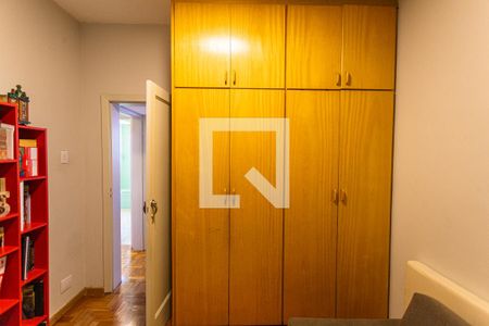 Apartamento à venda com 240m², 4 quartos e 2 vagasArmário do Quarto 3